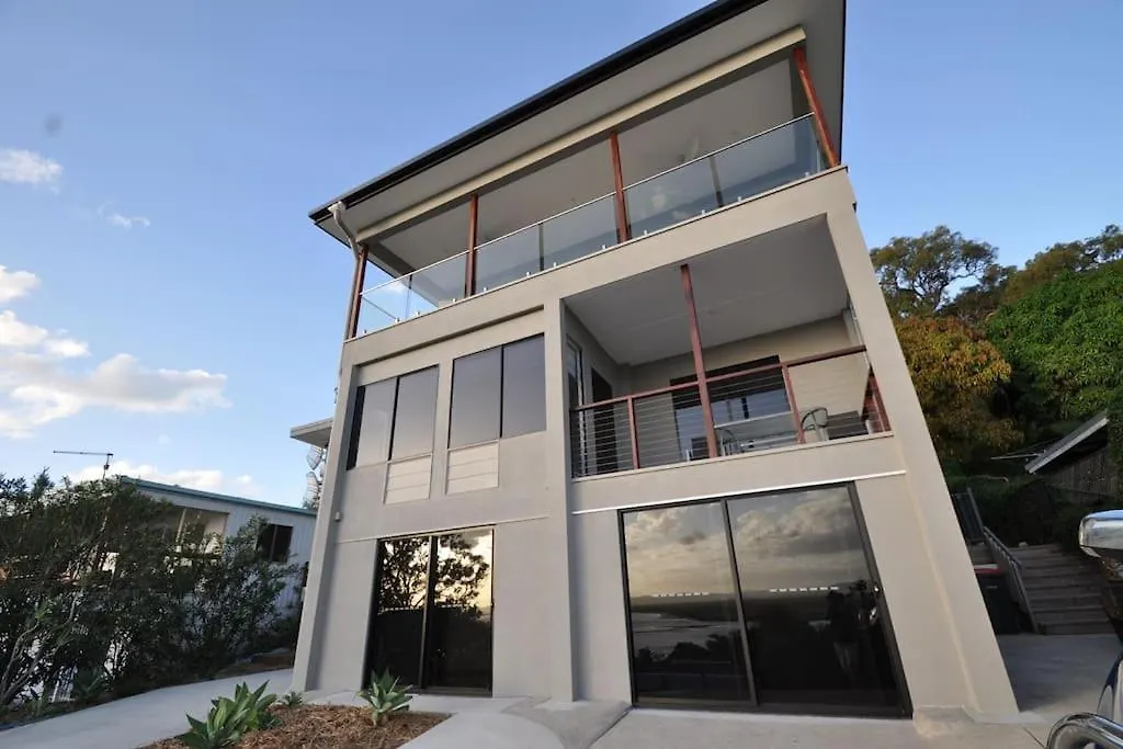 Holiday home Sunset Beach House 1770 Level 2 Seventeen Seventy Australia